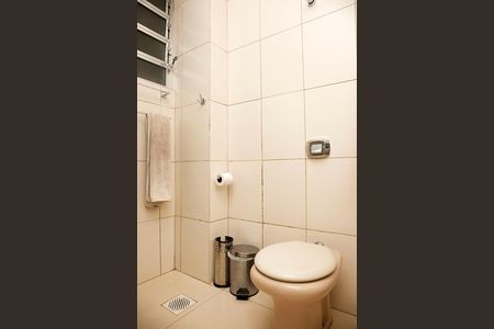 Apartamento para alugar com 120m², 3 quartos e sem vagaBanheiro