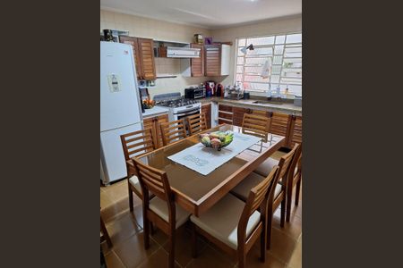 Casa à venda com 148m², 3 quartos e 2 vagasCozinha