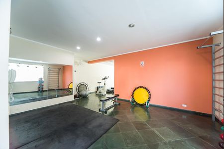 Apartamento à venda com 260m², 4 quartos e 3 vagas Apartamento à venda com 260m², 4 quartos e 3 vagasÁrea comum - Academia