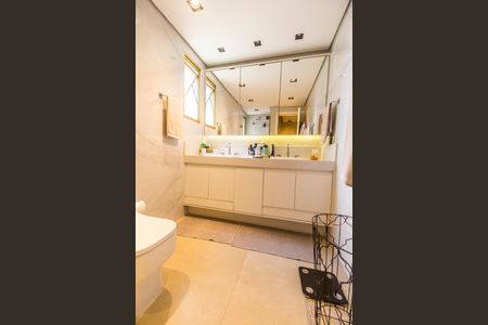 Apartamento para alugar com 108m², 2 quartos e 2 vagasBanheiro da Suíte