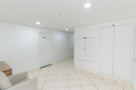 Apartamento à venda com 47m², 2 quartos e 1 vaga Apartamento à venda com 47m², 2 quartos e 1 vagaHall de entrada