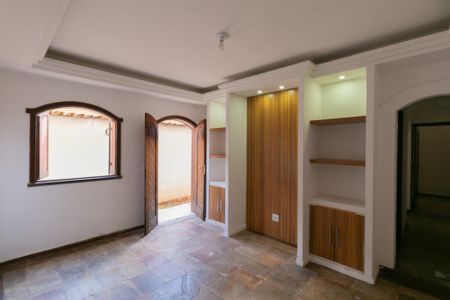 Casa à venda com 360m², 4 quartos e 3 vagas