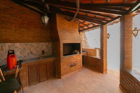 Casa à venda com 360m², 4 quartos e 3 vagas