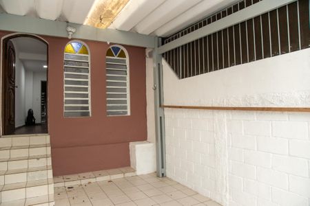Casa à venda com 100m², 2 quartos e 1 vaga Casa à venda com 100m², 2 quartos e 1 vagaGaragem