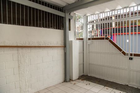 Casa à venda com 100m², 2 quartos e 1 vaga Casa à venda com 100m², 2 quartos e 1 vagaGaragem