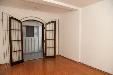 Casa à venda com 100m², 2 quartos e 1 vaga Casa à venda com 100m², 2 quartos e 1 vagaQuarto 1