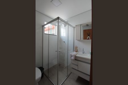 Casa à venda com 504m², 8 quartos e 7 vagasBanheiro da Suíte 2