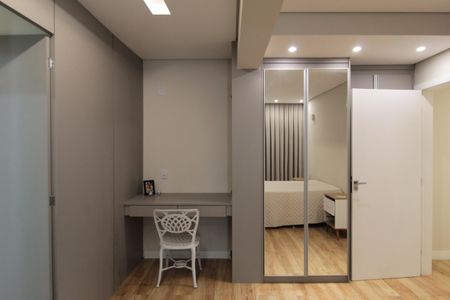 Casa à venda com 504m², 8 quartos e 7 vagasSuíte 1 - Casa 2