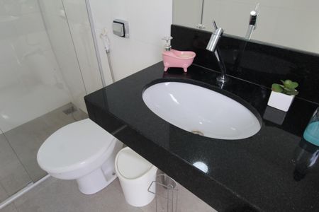 Casa à venda com 504m², 8 quartos e 7 vagasBanheiro da Área Gourmet