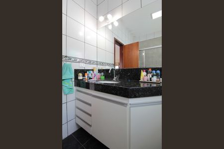 Casa à venda com 504m², 8 quartos e 7 vagasBanheiro da Suíte 1