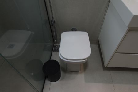 Casa à venda com 504m², 8 quartos e 7 vagasBanheiro da Suíte 1 - Casa 2