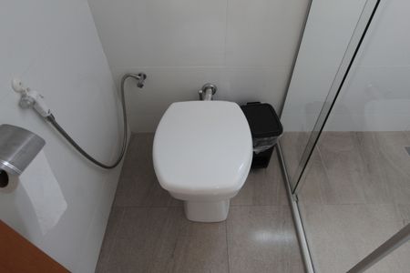 Casa à venda com 504m², 8 quartos e 7 vagasBanheiro da Suíte 2