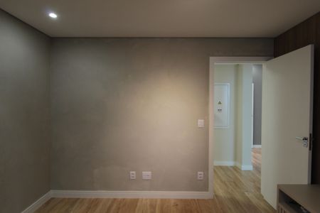 Casa à venda com 504m², 8 quartos e 7 vagasQuarto - Casa 2