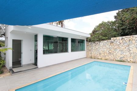 Casa à venda com 504m², 8 quartos e 7 vagasPiscina