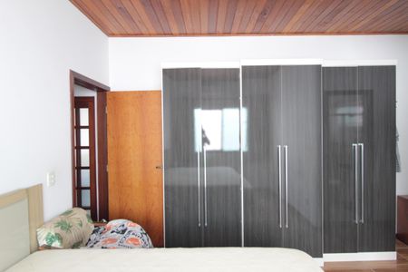 Casa à venda com 504m², 8 quartos e 7 vagasSuíte 4 