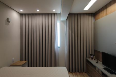 Casa à venda com 504m², 8 quartos e 7 vagasSuíte 1 - Casa 2