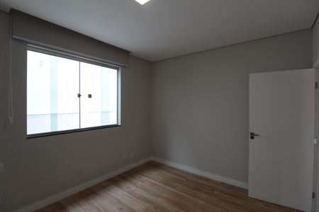 Casa à venda com 504m², 8 quartos e 7 vagasSuíte 2 - Casa 2