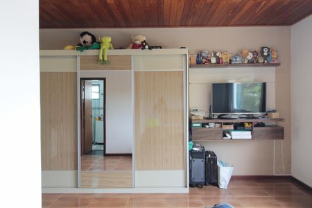 Casa à venda com 504m², 8 quartos e 7 vagasSuíte 1