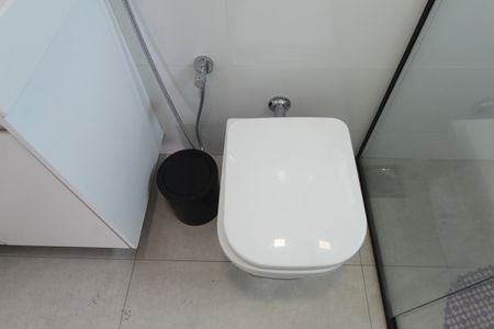 Casa à venda com 504m², 8 quartos e 7 vagasBanheiro da Suíte 3 - Casa 2