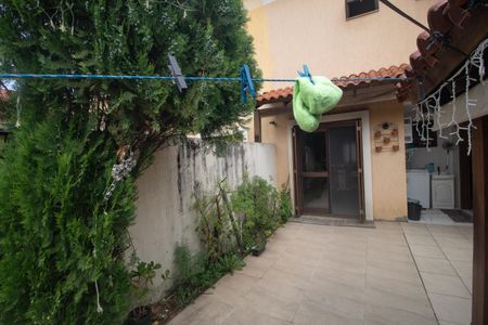 Casa à venda com 200m², 4 quartos e 1 vagaÁrea comum - Churrasqueira