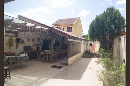 Casa à venda com 200m², 4 quartos e 1 vagaVista