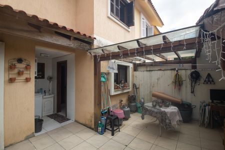 Casa à venda com 200m², 4 quartos e 1 vagaÁrea comum - Churrasqueira