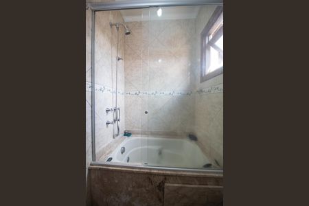 Casa à venda com 200m², 4 quartos e 1 vagaBanheiro da Suíte