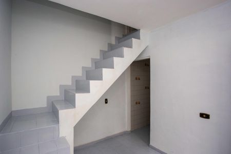 Sala de casa para alugar com 2 quartos, 55m² em Casa Grande, Diadema