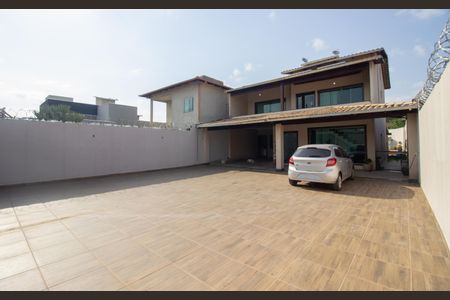 Casa para alugar com 700m², 5 quartos e 14 vagasGaragem