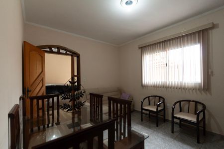 Sala de casa para alugar com 2 quartos, 117m² em Jardim Maria Antônia Prado, Sorocaba