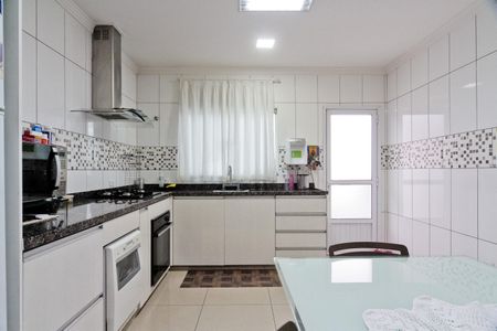 Casa à venda com 260m², 2 quartos e 3 vagasCozinha