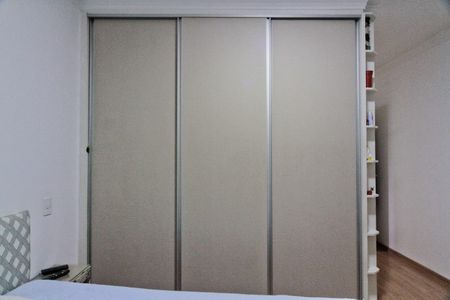 Casa à venda com 260m², 2 quartos e 3 vagasSuíte 1