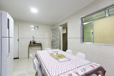 Casa à venda com 200m², 2 quartos e 1 vaga Casa à venda com 200m², 2 quartos e 1 vagaCozinha
