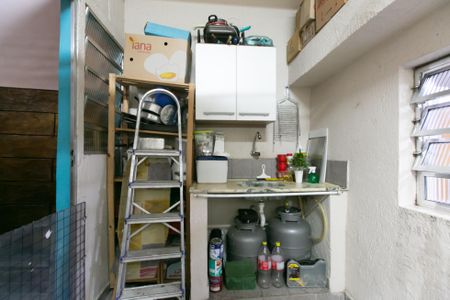 Casa à venda com 200m², 2 quartos e 1 vaga Casa à venda com 200m², 2 quartos e 1 vagaQuarto de Serviço