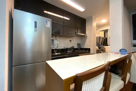 Apartamento à venda com 60m², 2 quartos e 2 vagas Apartamento à venda com 60m², 2 quartos e 2 vagasCozinha