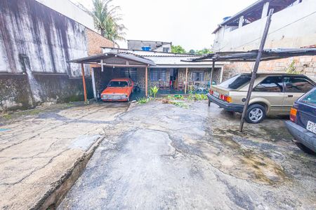 Casa à venda com 360m², 3 quartos e 4 vagasquintal / garagem