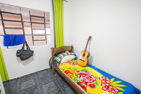 Casa à venda com 360m², 3 quartos e 4 vagasquarto 2