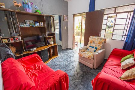 sala de casa à venda com 3 quartos, 360m² em Jardim Guanabara, Belo Horizonte