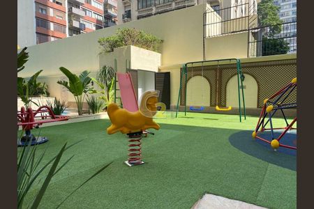 Apartamento à venda com 320m², 4 quartos e 4 vagas