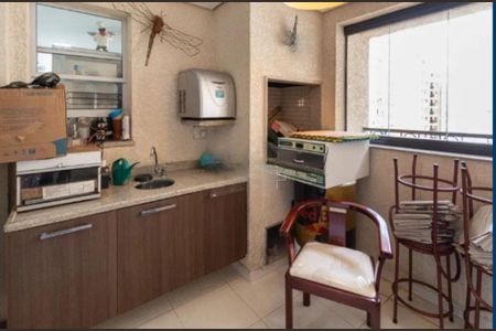 Apartamento à venda com 240m², 3 quartos e 5 vagas