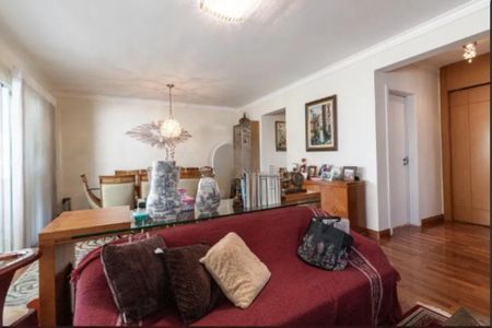 Apartamento à venda com 240m², 3 quartos e 5 vagas