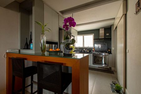 Apartamento à venda com 115m², 3 quartos e 3 vagas