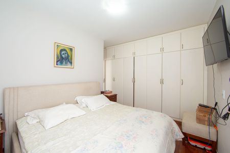 Apartamento à venda com 157m², 4 quartos e 2 vagasSuíte 2