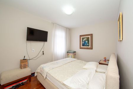 Apartamento à venda com 157m², 4 quartos e 2 vagasSuíte 2