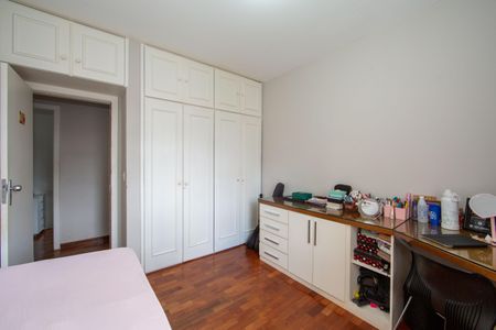 Apartamento à venda com 157m², 4 quartos e 2 vagasQuarto