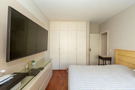 Apartamento à venda com 157m², 4 quartos e 2 vagasSuíte
