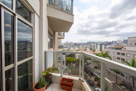 Apartamento à venda com 157m², 4 quartos e 2 vagasVaranda da Sala