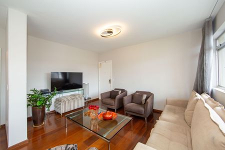 Apartamento à venda com 157m², 4 quartos e 2 vagasSala