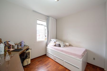 Apartamento à venda com 157m², 4 quartos e 2 vagasQuarto