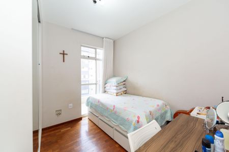 Apartamento à venda com 157m², 4 quartos e 2 vagasQuarto 2